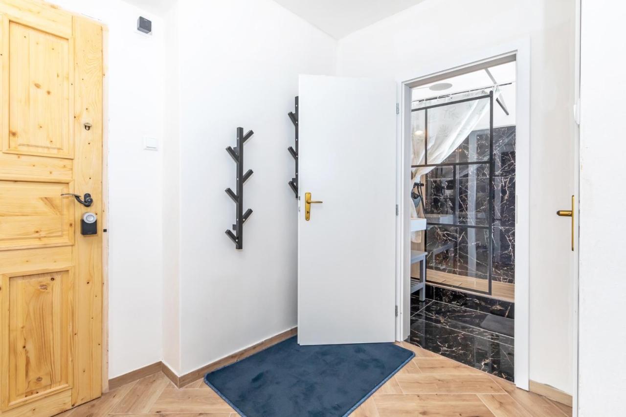 Apartament Ubytovanie Demaenova 3Izb 5Osob Sauna - Cube '69 Liptowski Mikułasz Zewnętrze zdjęcie